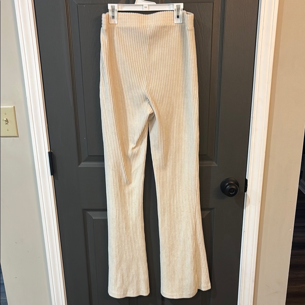 Aerie Cream Boot Cut Pants - Picture 2 of 4